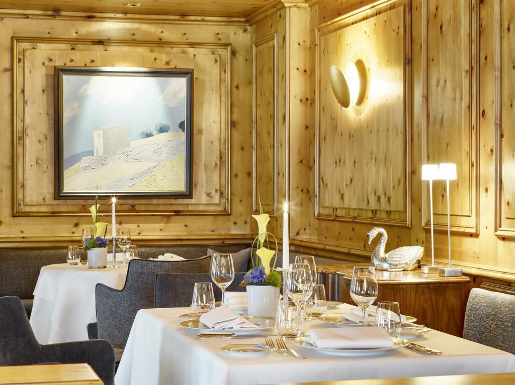 コロンビ ホテル フライブルク エクステリア 写真 Restaurant "Dolder Grand"