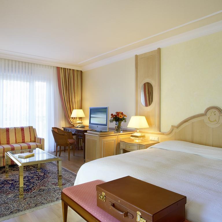 コロンビ ホテル フライブルク エクステリア 写真 A room at the hotel