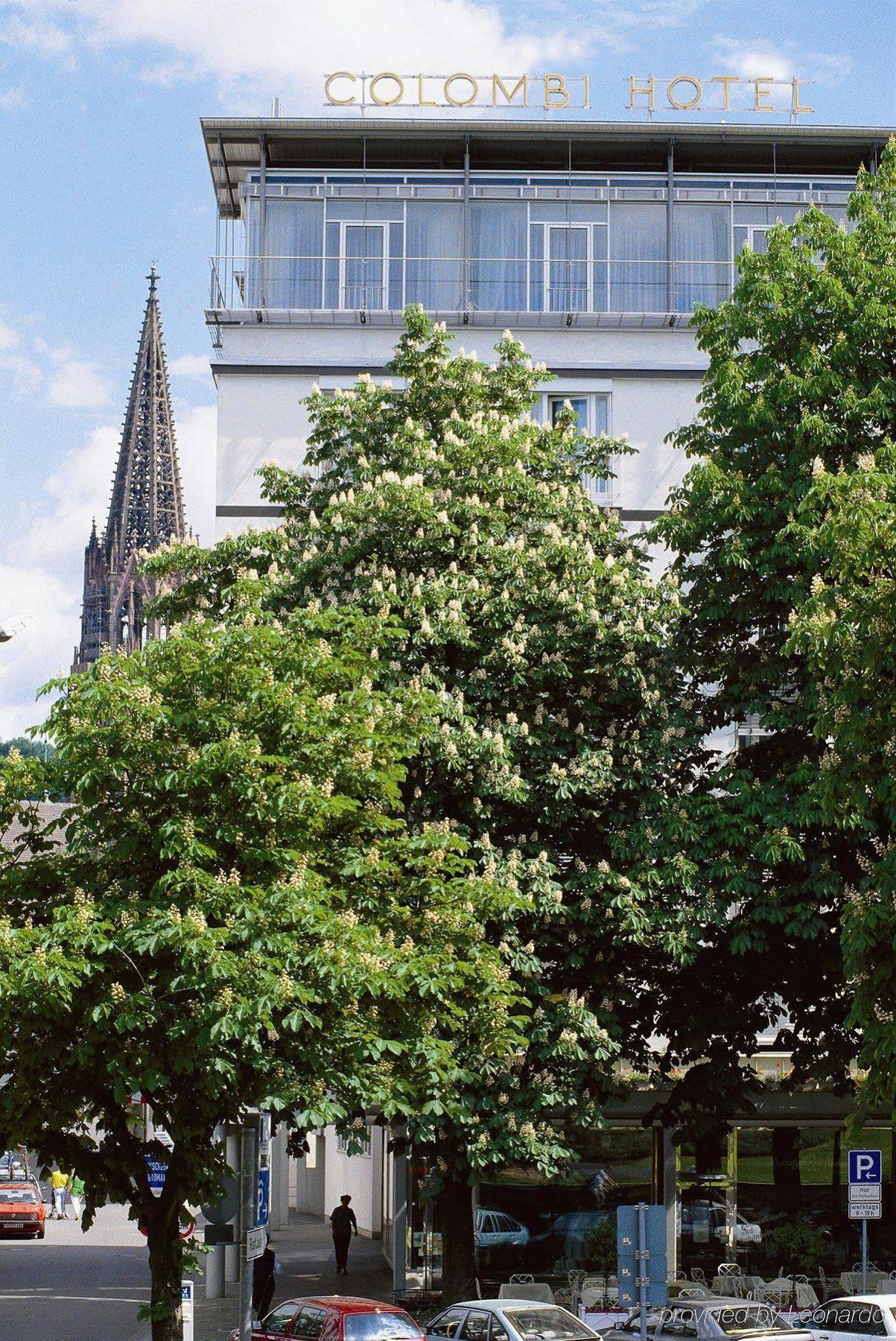 コロンビ ホテル フライブルク エクステリア 写真 The tree in 2011